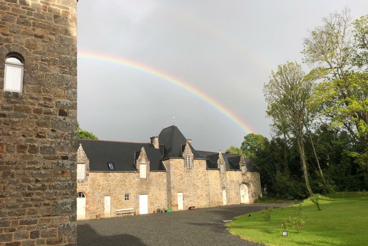 Chambres D'Hotes Chateau De La Croix Chemin Saint-Leger-des-Pres Kültér fotó